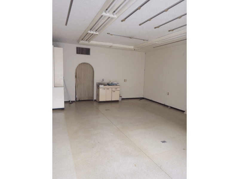 新宮市谷王子町　事務所